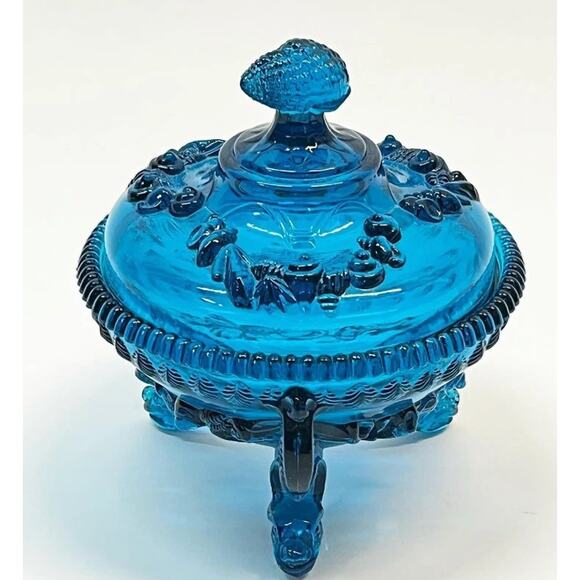 WESTMORELAND ARGONAUT SHELL & DOLPHIN TEAL BlueFOOTED GLASS CANDY DISH W/ Lid - Picture 14 of 15